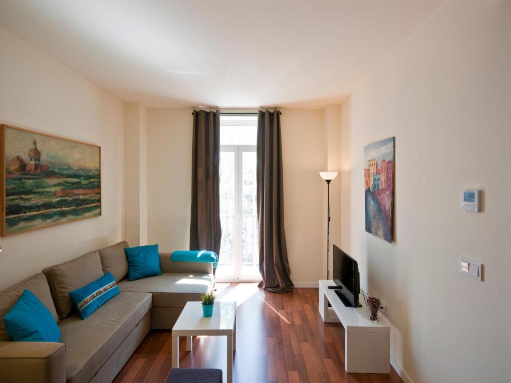 Apartamentos Murallas De Sevilla Exterior photo